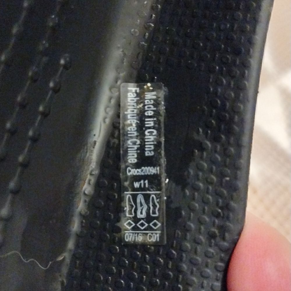 Crocs - Picture 5 of 6